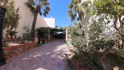House on Carrera San Isidro Street photo 5