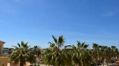 Apartamento en venta en Calle Glaucio, Almerimar (El Ejido) de 170.000 €
