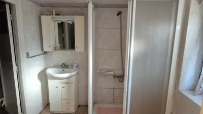 Casa en calle Ordaliegu photo 6