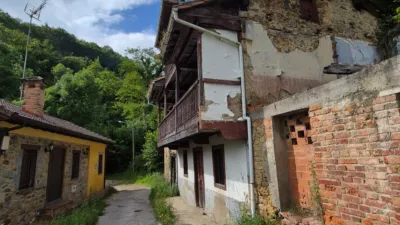 Rustic finca in Laviana, Lloro, Tiraña photo 3
