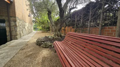 Chalet unifamiliar en venta en Calle del Mar Egeo, El Guijo-Colonia España (Galapagar) de 680.000 €