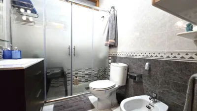 Chalet unifamiliar en venta en Calle del Mar Egeo, El Guijo-Colonia España (Galapagar) de 680.000 €