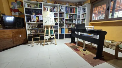 Chalet unifamiliar en venta en Calle del Mar Egeo, El Guijo-Colonia España (Galapagar) de 680.000 €