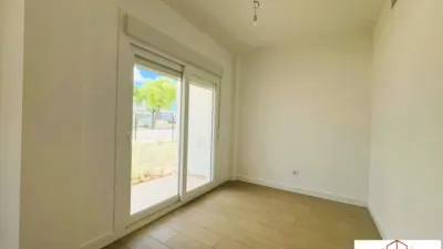 Semi-detached house on Avenida Portus Gaditanus photo 12