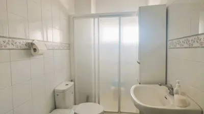 Piso en venta en Calle de la Rosa, La Caleta-La Viña (Cádiz Capital) de 180.000 €