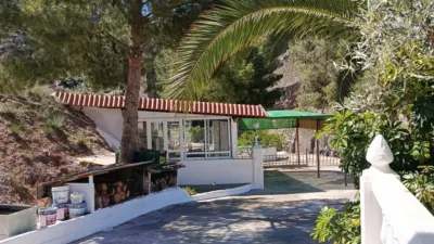 Rustic chalet on Calle Moralillo photo 8