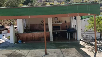 Rustic chalet on Calle Moralillo photo 11