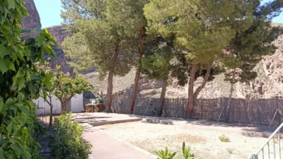 Rustic chalet on Calle Moralillo photo 14