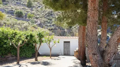 Rustic chalet on Calle Moralillo photo 16
