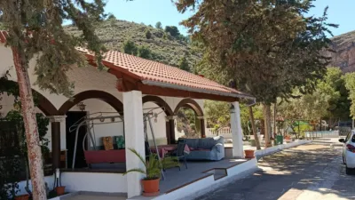 Rustic chalet on Calle Moralillo photo 37