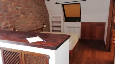 Semi-detached chalet on Calle de Segovia photo 19
