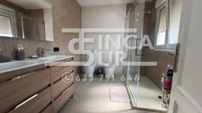 Semi-detached house on Avenida de la Envia photo 23
