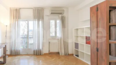 Piso en alquiler en Calle de Sinesio Delgado - Imagen 3