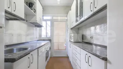 Piso en alquiler en Calle de Sinesio Delgado - Imagen 2