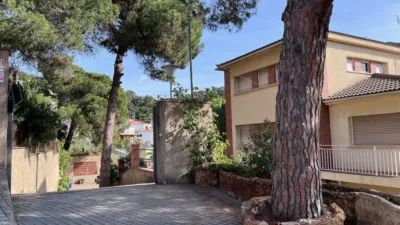 House in Alella photo 2