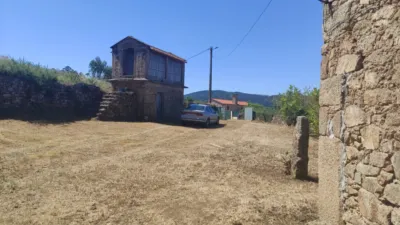 Casa – A Laracha, Bergantiños - Más