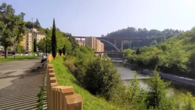 Piso en venta en Calle Zamacola, cerca de Calle Lekanda, Ibaizabal-Abusu (Distrito Ibaiondo. Bilbao) de 189.500 €