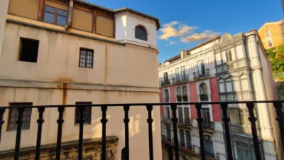 Piso en venta en Calle de Ronda, Casco Viejo - Zazpi Kaleak (Distrito Ibaiondo. Bilbao) de 362.000 €