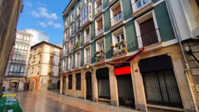 Piso en venta en Calle de Ronda, Casco Viejo - Zazpi Kaleak (Distrito Ibaiondo. Bilbao) de 362.000 €