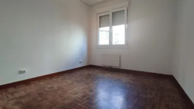 Flat on Basurtuko Geltokiko Kalea photo 19