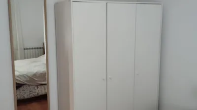 Piso en alquiler en Calle de Víctor Sáenz, Montecerrao (Oviedo) de 750 €<span>/mes</span>