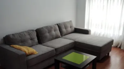 Piso en alquiler en Calle de Víctor Sáenz, Montecerrao (Oviedo) de 750 €<span>/mes</span>