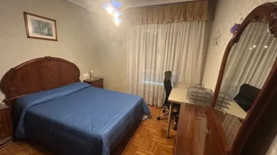 Piso en alquiler en Calle de Rafael Altamira, Buenavista-El Cristo (Oviedo) de 900 €<span>/mes</span>