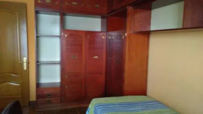 Piso en alquiler en Calle de Rafael Altamira, Buenavista-El Cristo (Oviedo) de 900 €<span>/mes</span>