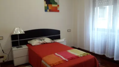 Piso en alquiler en Avenida de Buenavista, Buenavista-El Cristo (Oviedo) de 1.200 €<span>/mes</span>