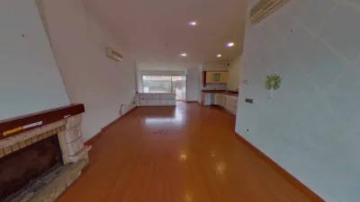 House on Carrer Emporda photo 2