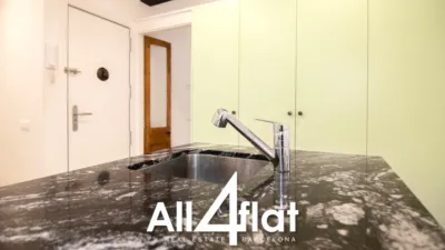 Piso en alquiler en Carrer de la Creu Coberta, cerca de Carrer del Consell de Cent - Imagen 3