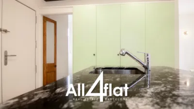 Piso en alquiler en Carrer de la Creu Coberta, cerca de Carrer del Consell de Cent - Imagen 4
