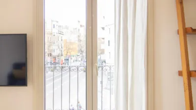 Piso en alquiler en Carrer de la Creu Coberta, cerca de Carrer del Consell de Cent - Imagen 9