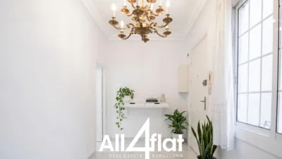 Apartment on Avinguda de la Riera de Cassoles photo 4