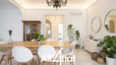 Apartment on Avinguda de la Riera de Cassoles photo 6