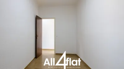 Apartment on Carrer del Tres d'Abril photo 13
