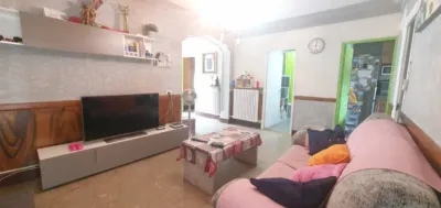 Casa en venta en Zona Pavelló, Sant Vicenç de Castellet de 187.000 €