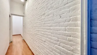 Piso en venta en Carrer de Ruiz de Padrón, 43, cerca de Carrer de Coll i Vehí, El Camp de l'Arpa del Clot (Distrito Sant Martí. Barcelona Capital) de 220.000 €