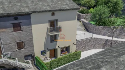 Casa en venta en Avenida de La Gare Internationale, Enveitg de 325.000 €