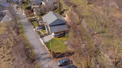 Chalet unifamiliar en venta en Angoustrine-Villeneuve-Des-Escaldes, Angoustrine-Villeneuve-des-Escaldes de 440.000 €