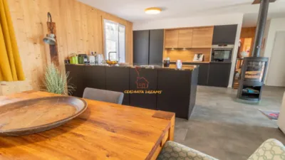 Chalet unifamiliar en venta en Angoustrine-Villeneuve-Des-Escaldes, Angoustrine-Villeneuve-des-Escaldes de 440.000 €