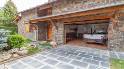 Single-family chalet on Carrer del Pla de les Forques photo 32