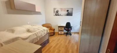 Habitación en alquiler en Calle de las Navas de Tolosa, 18, Batallas-San Juan (Valladolid Capital) de 300 €<span>/mes</span>