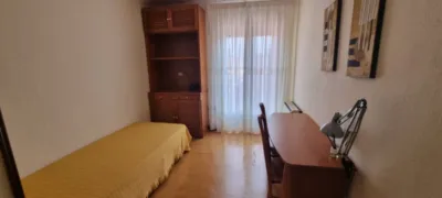 Piso en alquiler en Calle de Pérez Galdós, 15, Circular-Vadillos (Valladolid Capital) de 1.300 €<span>/mes</span>
