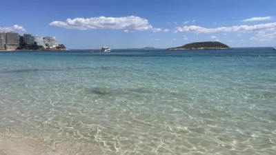 Casa en alquiler en Cala Vinyes, Cala Vinyes (Calvià) de 4.800 €<span>/mes</span>