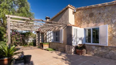 Chalet unifamiliar en venta en Costa de La Calma, Costa de la Calma (Calvià) de 890.000 €