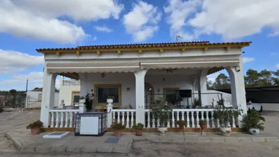 Chalet unifamiliar en calle Carrus photo 8