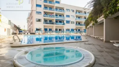 Piso en venta en Glorieta del Reino Unido, El Palmeral (Distrito San Gabriel-El Palmeral-Urbanova. Alicante - Alacant) de 197.500 €
