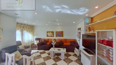 Piso en venta en Calle de Emilio Hernández Selva, cerca de Avinguda de Novelda, Carrús Oeste-El Toscar (Distrito Núcleo Urbano. Elx - Elche) de 184.900 €