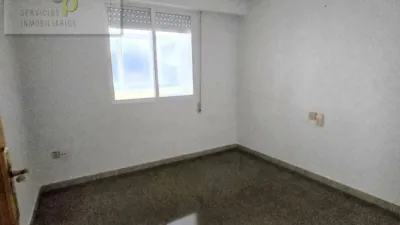 Piso en calle Río Júcar photo 13